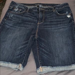 Women’s knee length shorts